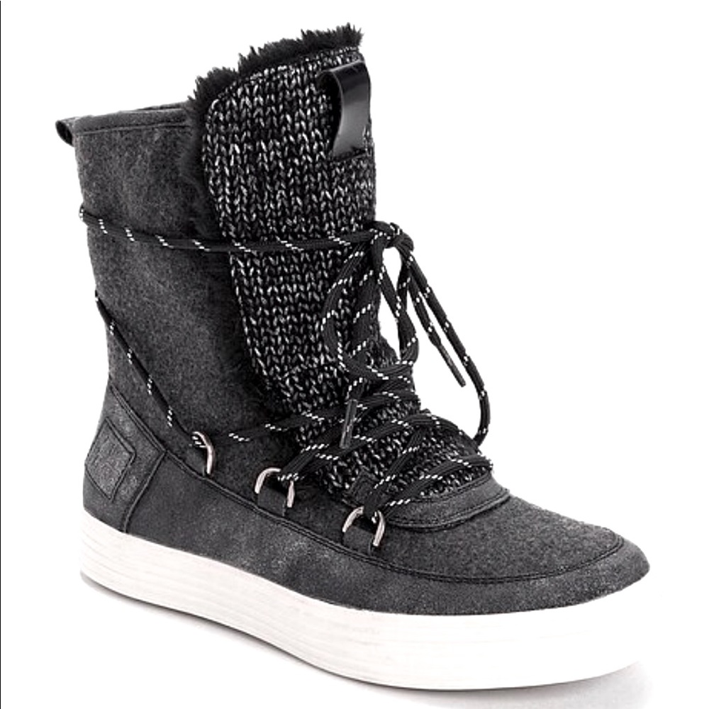 {MUK LUKS} Jacey Boots